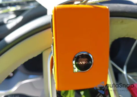 2025 Volvo Xc60 Plug-In Hybrid T8 Plus из США, поврежденный, VIN YV4H60RCXS1049604